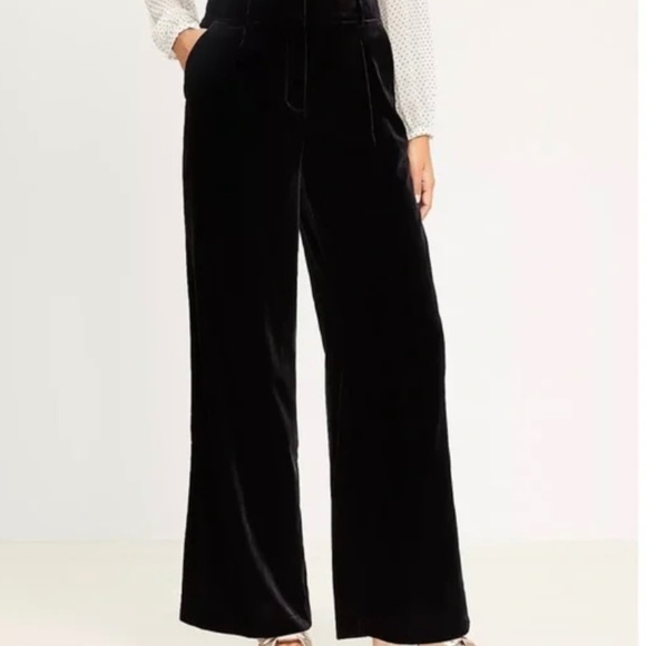 NWT ANN TAYLOR Silk Blend Black Velvet Wide Leg Margo Pants - Picture 1 of 9